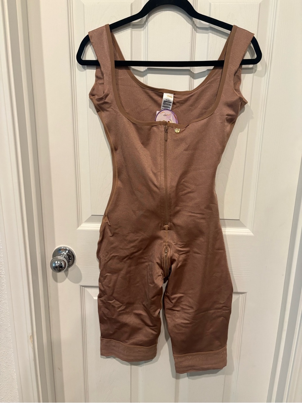 Brand new and never worn Noely Fajas “La Baby Completa” in size Large.